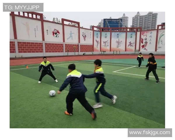 足球小球星如何通过精湛过人技巧在比赛中创造惊艳时刻提升个人魅力